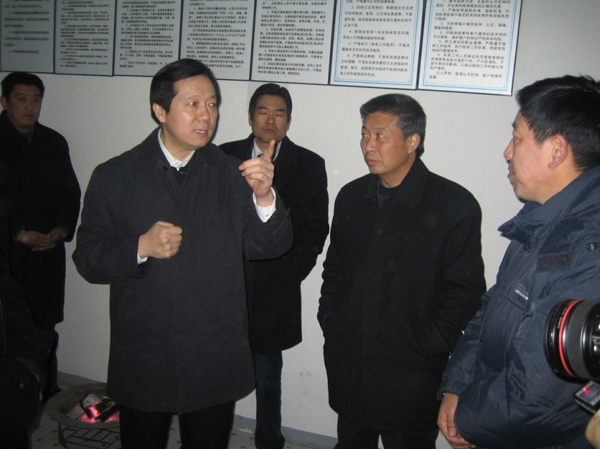 河南省科技廳副廳長來我公司調(diào)研技術攻關和產(chǎn)品研發(fā)情況